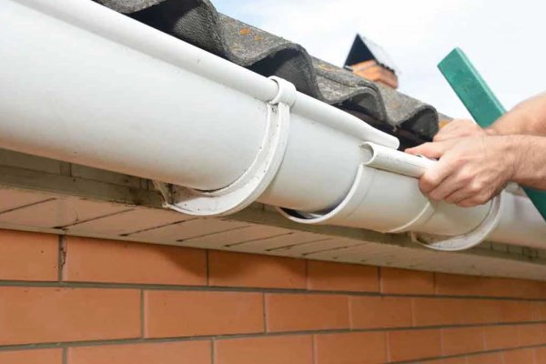 Guttering & Roofline